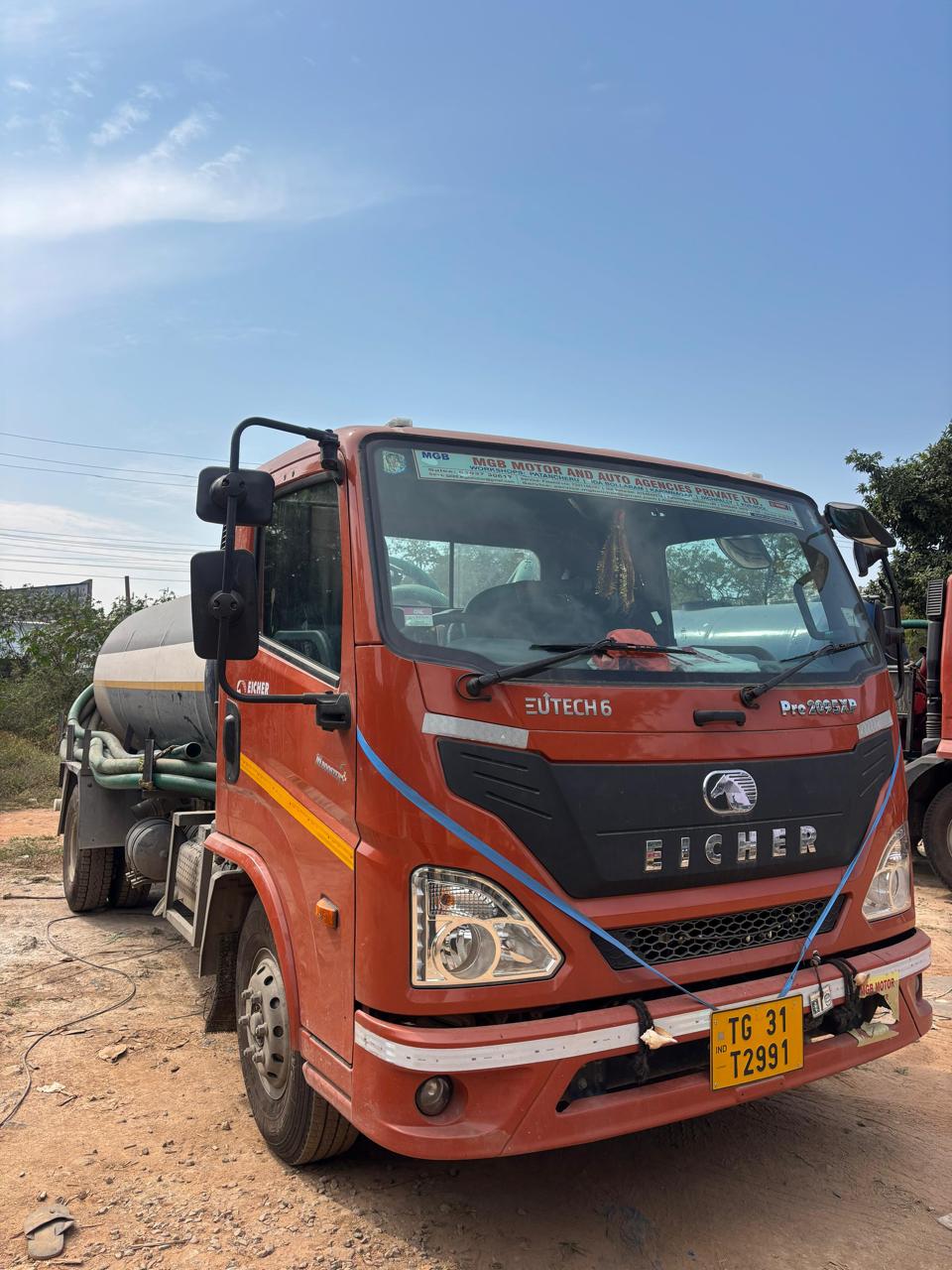 Commercial Septic Tank Cleaning